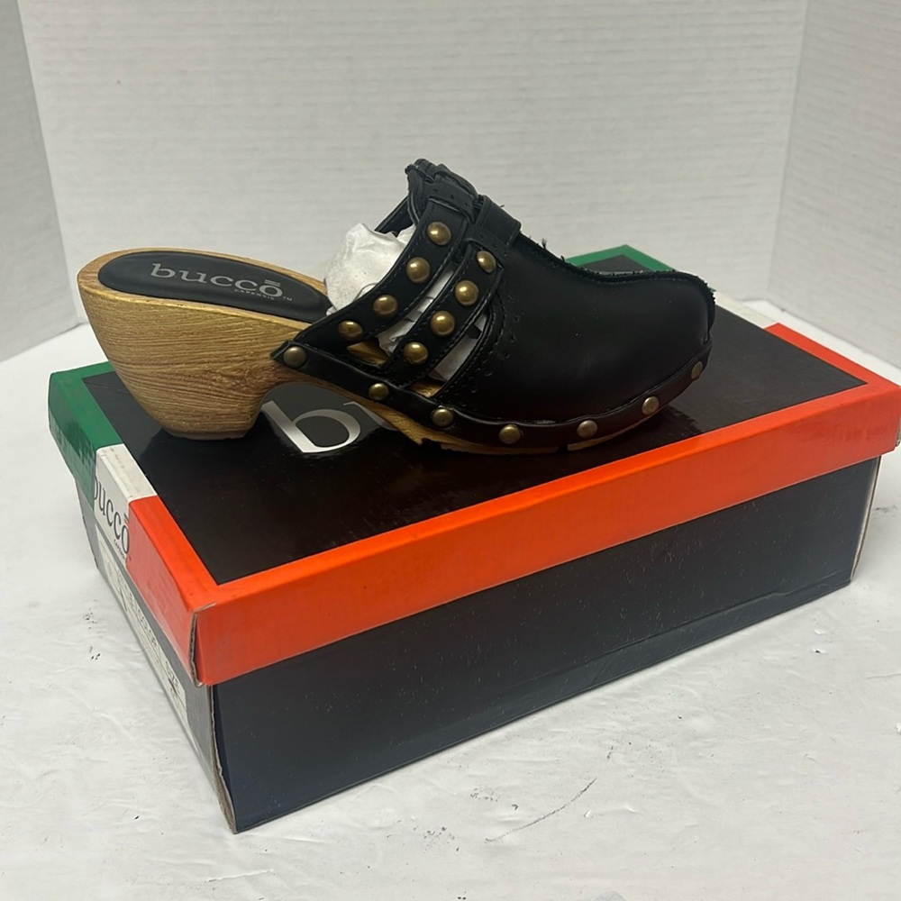 NIB Bucco Capensis Black Wedges sizes 6 & 8